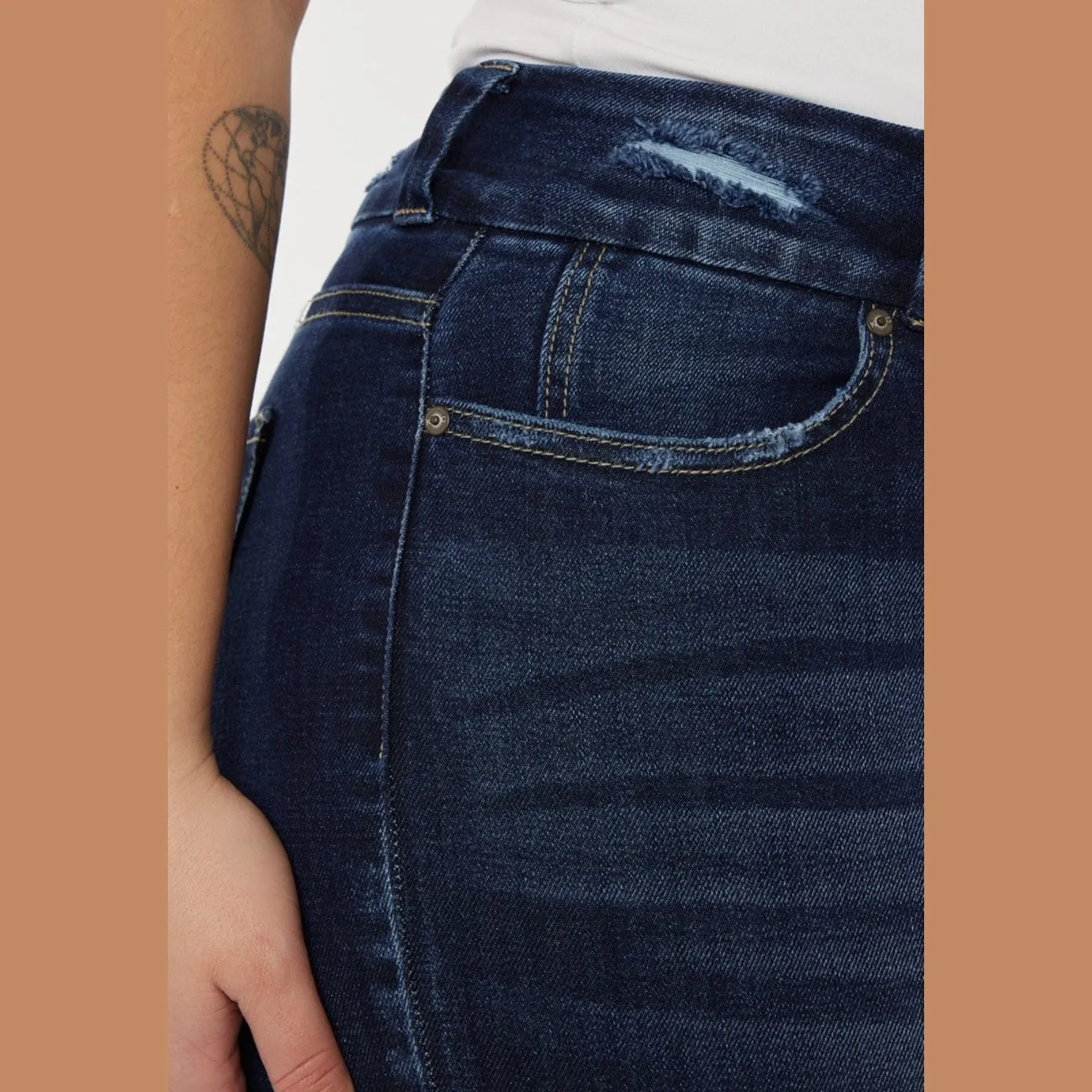 Cat's Whiskers Raw Hem High Waist Jeans
