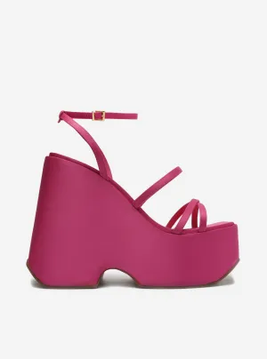 Daphne Platform Sandal