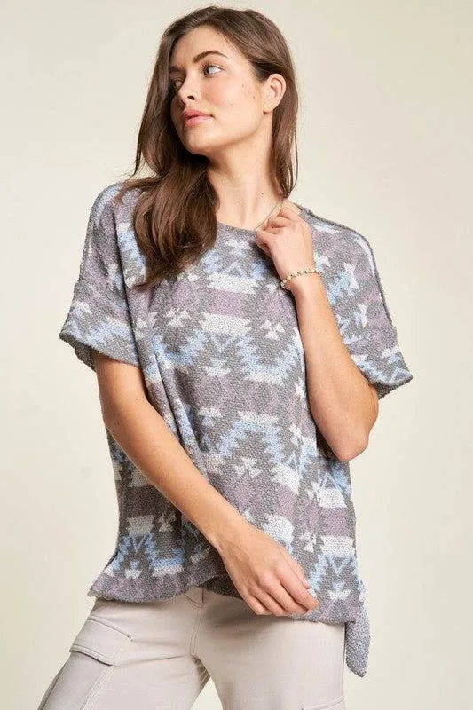 Davi & Dani High-Low Geometric Round Neck Knit Top In Blue