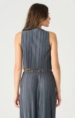 Dex Sleeveless Pleated Top Raw Hem