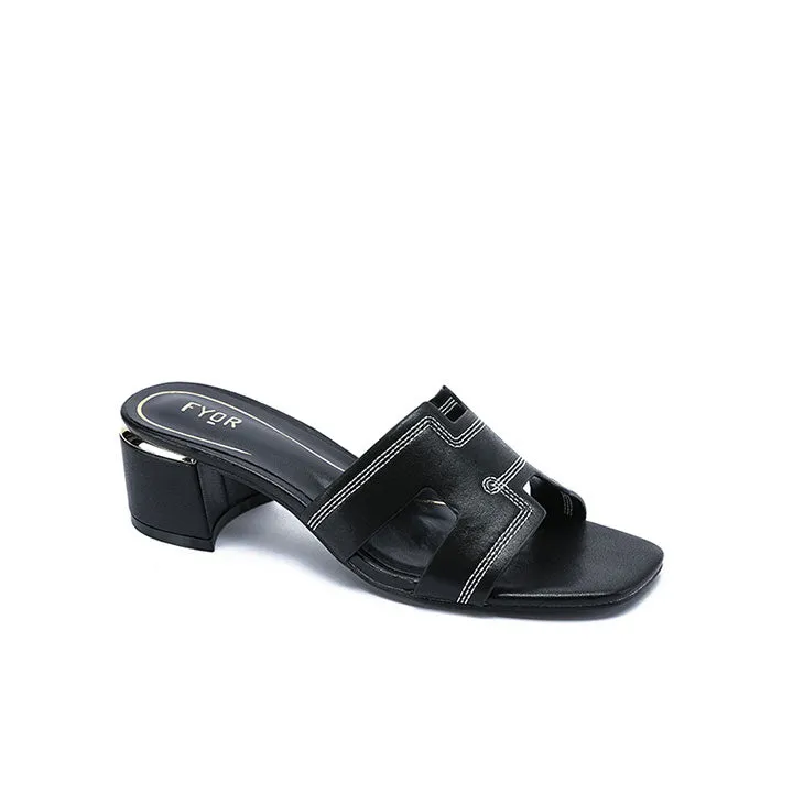 Effortlessly Chic Mule BB 66