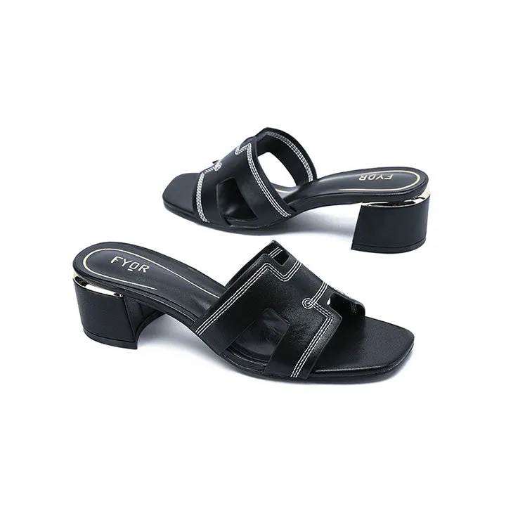 Effortlessly Chic Mule BB 66