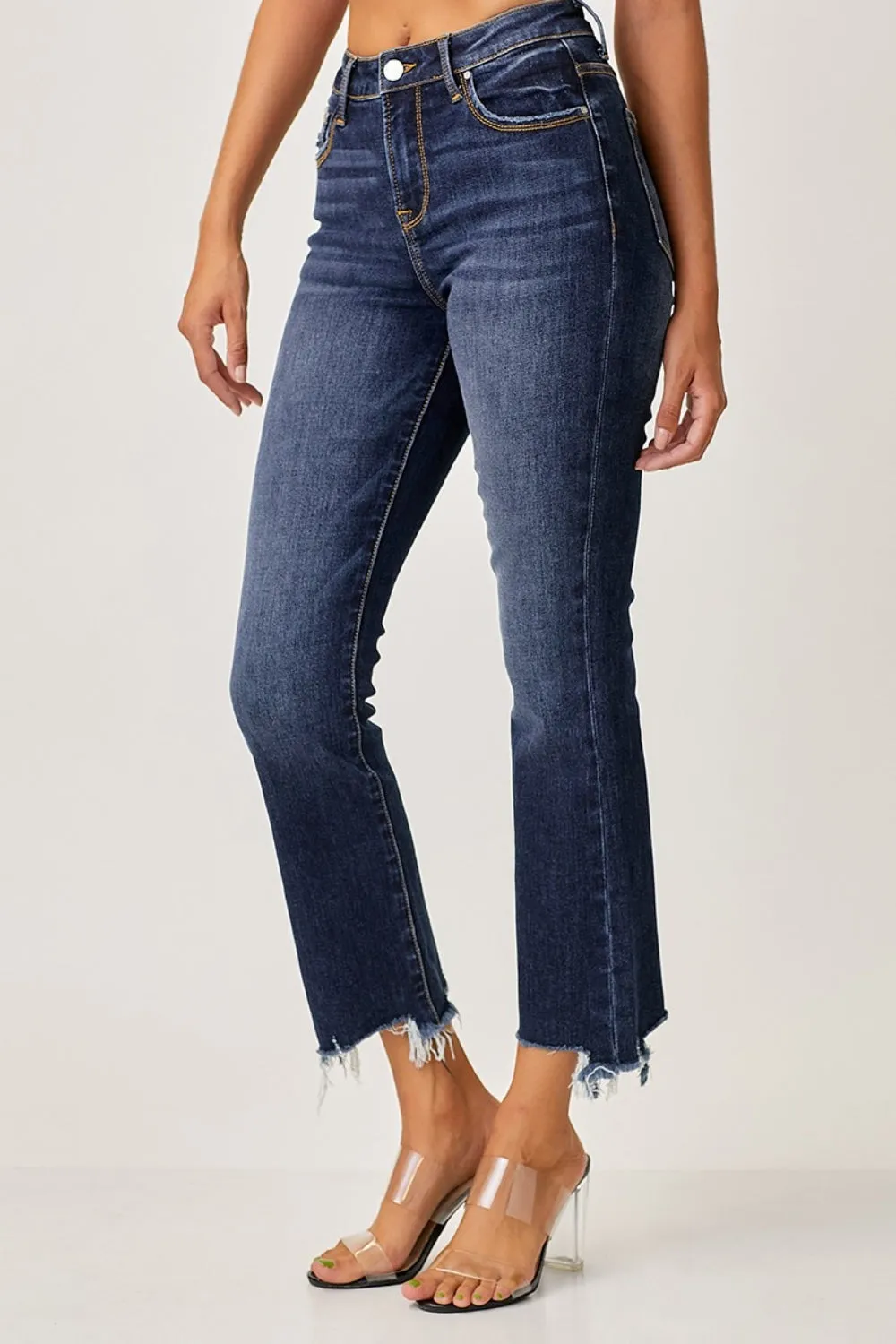 Effortlessly Cool: Risen Frayed Hem Cropped Straight Jeans