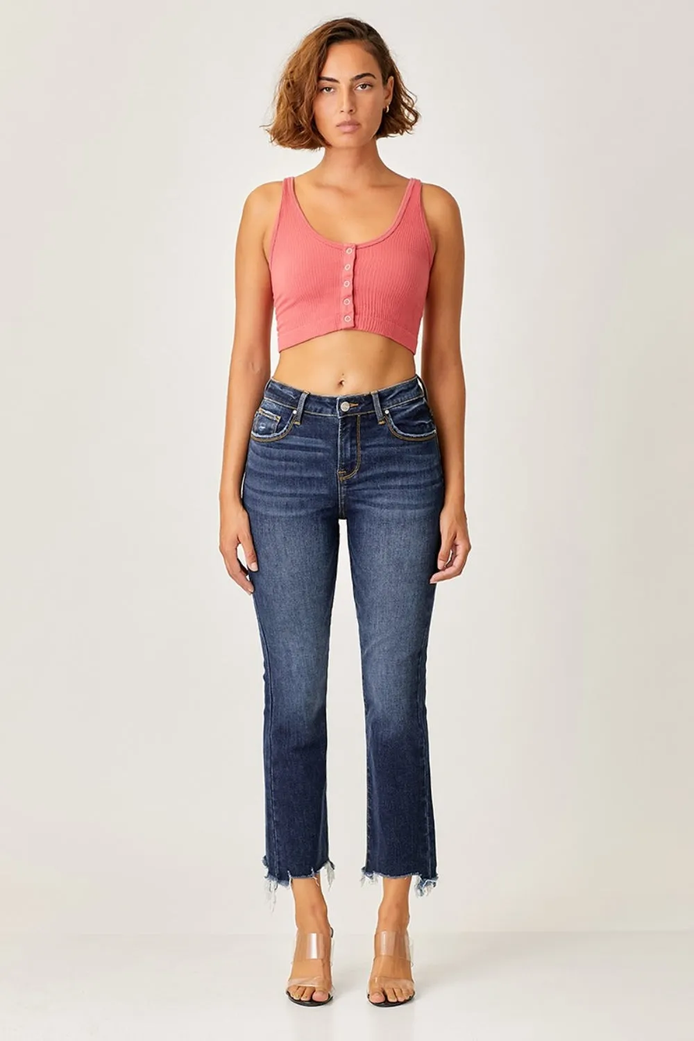 Effortlessly Cool: Risen Frayed Hem Cropped Straight Jeans