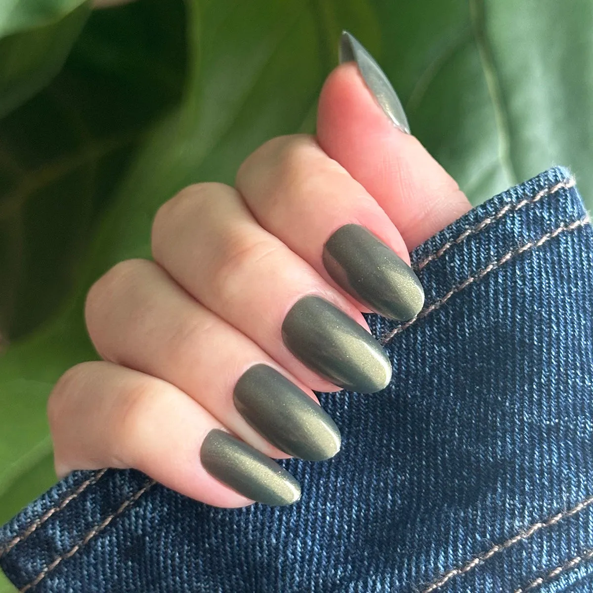 Martini Chrome - Press-On | Medium | Oval