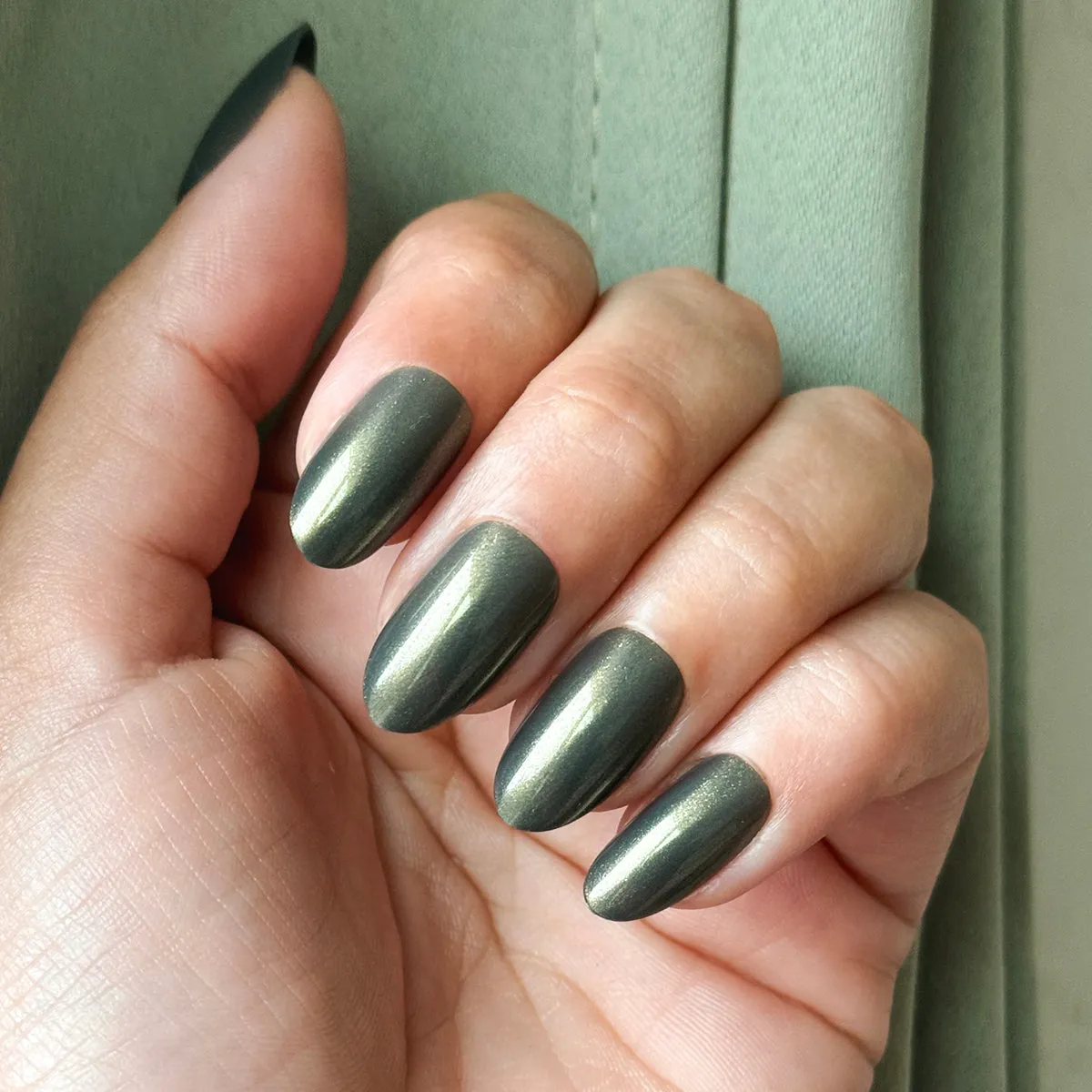 Martini Chrome - Press-On | Medium | Oval