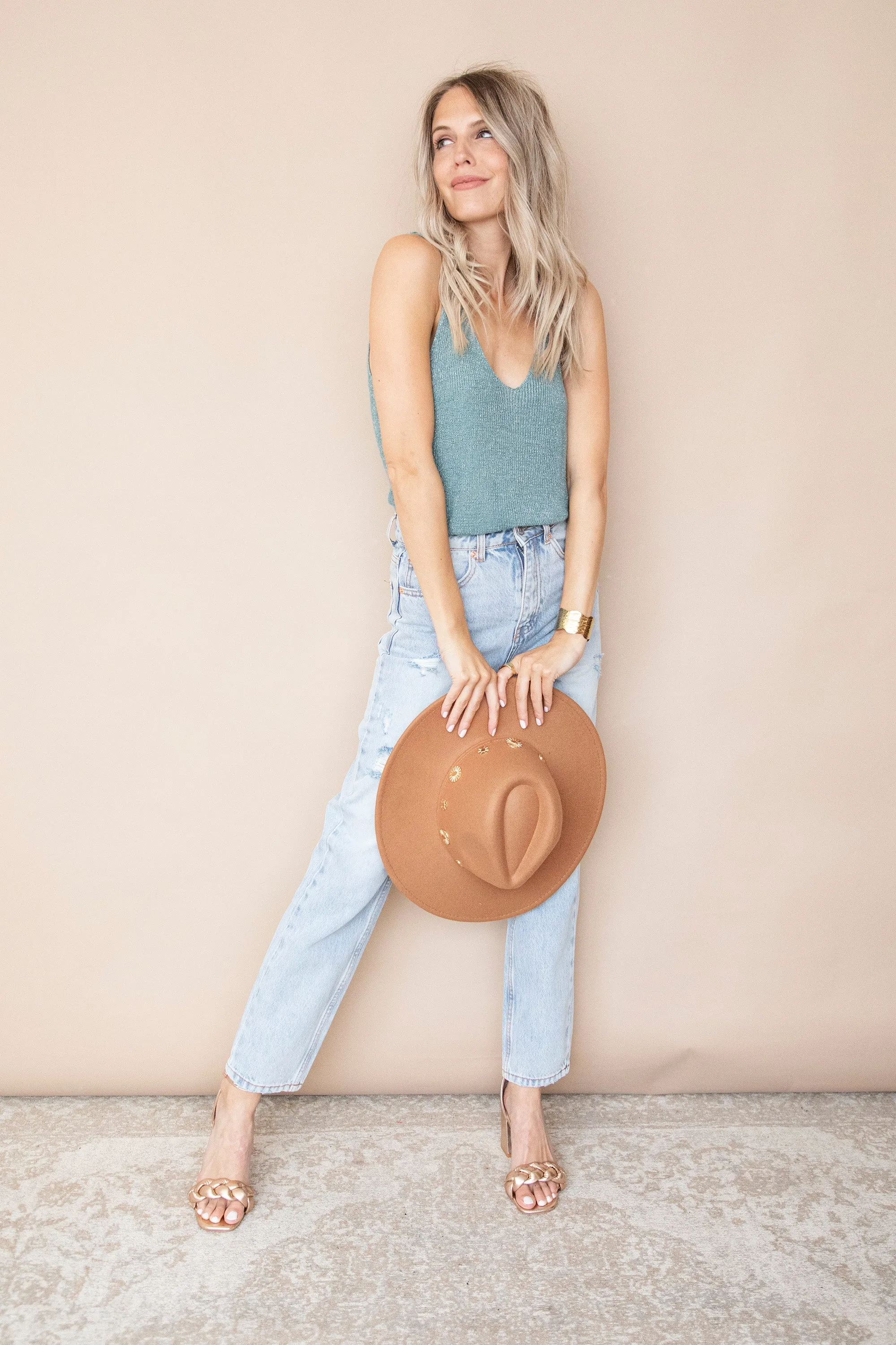 Ripped Detail Mom Light Blue - Jeans