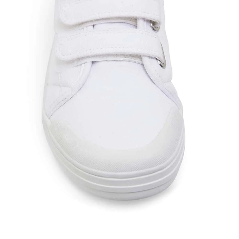 Vessie Sneaker in White Canvas
