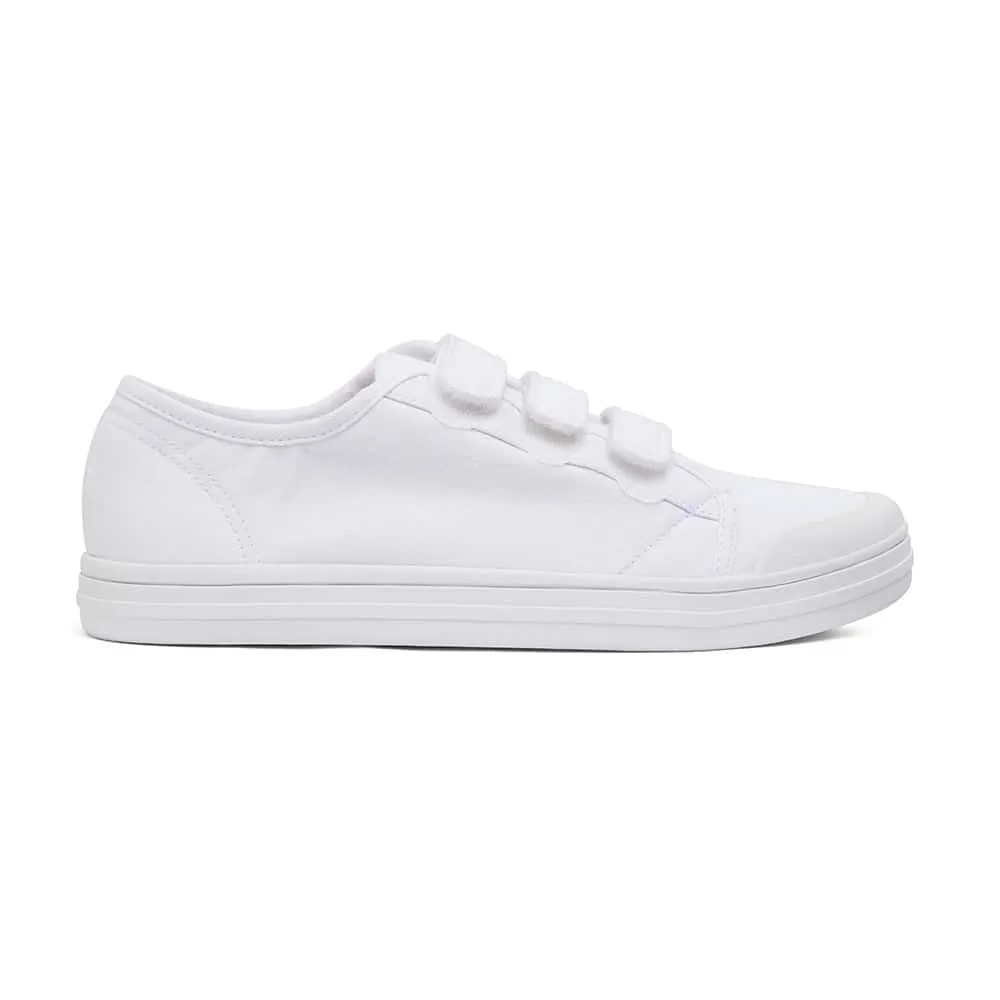 Vessie Sneaker in White Canvas