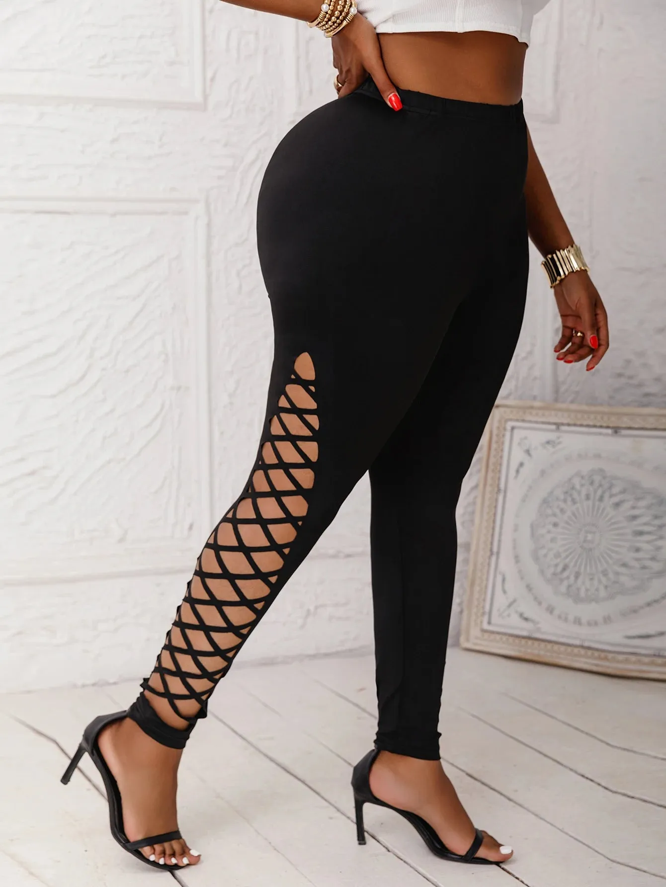 Women’s Sexy Plus Size Mid-Waisted Black Stretchy Lattice Cutout  Leggings